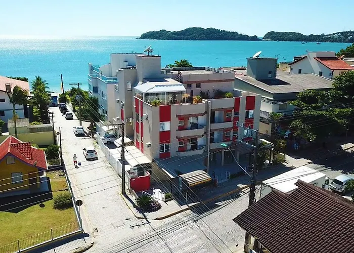 Residencial 20M Praia Central & Frente Avenida Bombinhas